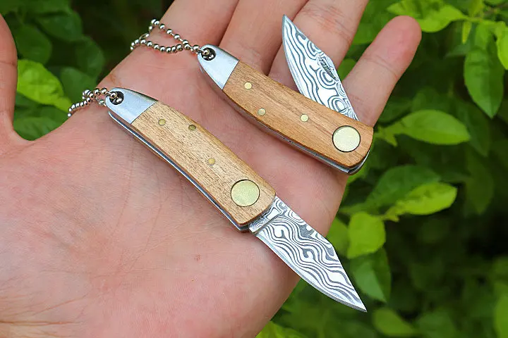 

Wooden Handle Outdoor Folding Keychain Knife Damascus Blade Mini Tactical EDC Tool Pocket Camping Fruit Knife Gift Leather Case