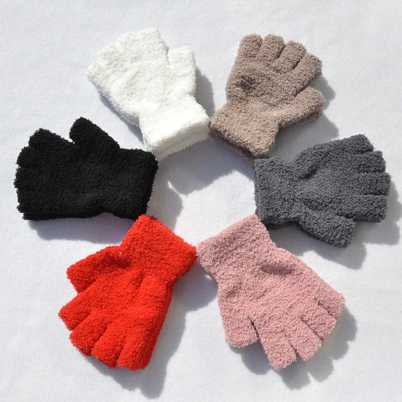 

1 Pairs Men Women Gloves Coral Fleece Fingerless Gloves Comfort Soft Furry Solid Color Couple Mittens Winter Half-fingers Gloves