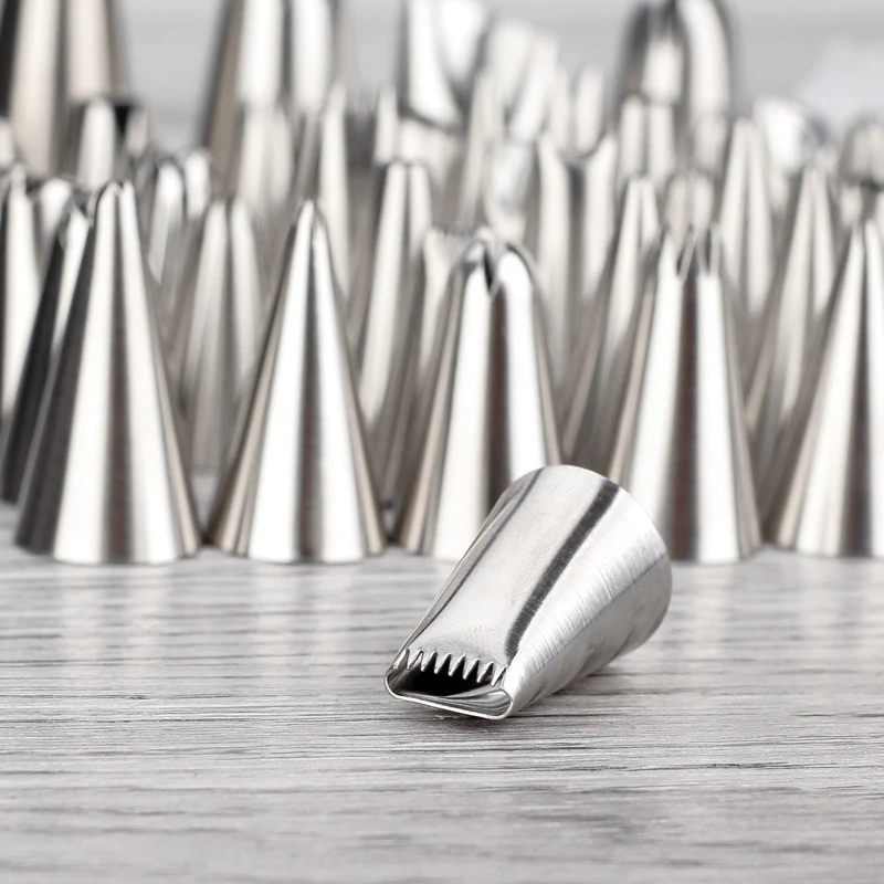 

304 Stainless Steel Icing Tips Set of 52, Cake Decorating Tools Kits For Beginners, Baking Tools For Cakes
