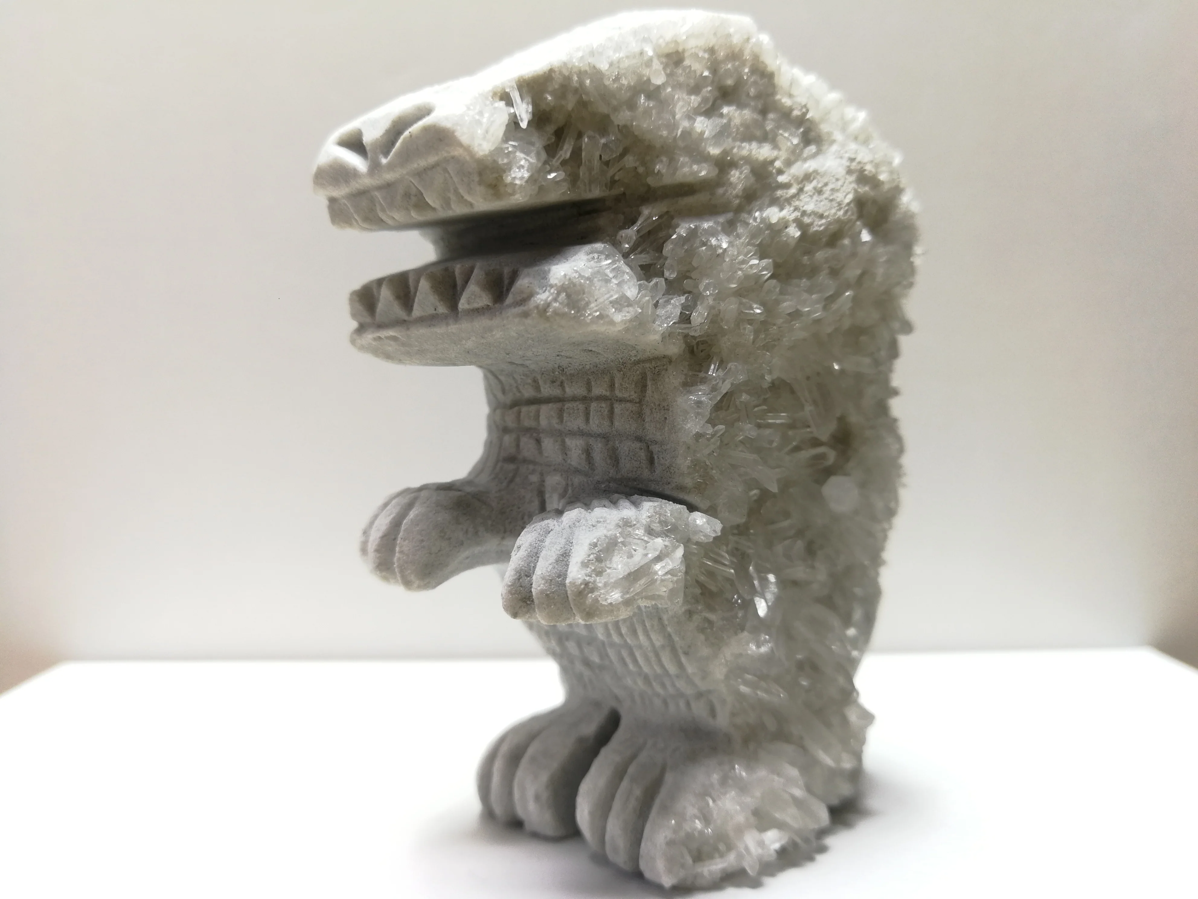 233 1 натуральный кристаллический кластер минеральные образцы резные вручную