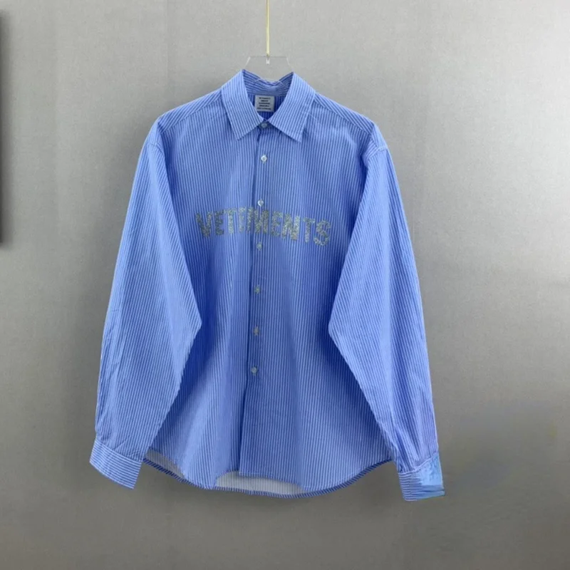 

Blue Stripe Vetements Shirts Men Women 1:1 High-Quality Ahead Grey Vetements Logo Shirts Oversize Casual Lapel VTM Blouse