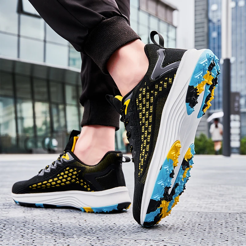 New Men's and Women's Golf Training Shoes Men's Non-slip Golf Shoes Outdoor Grass Comfortable Men's Sports Golf Shoes Size 36-45