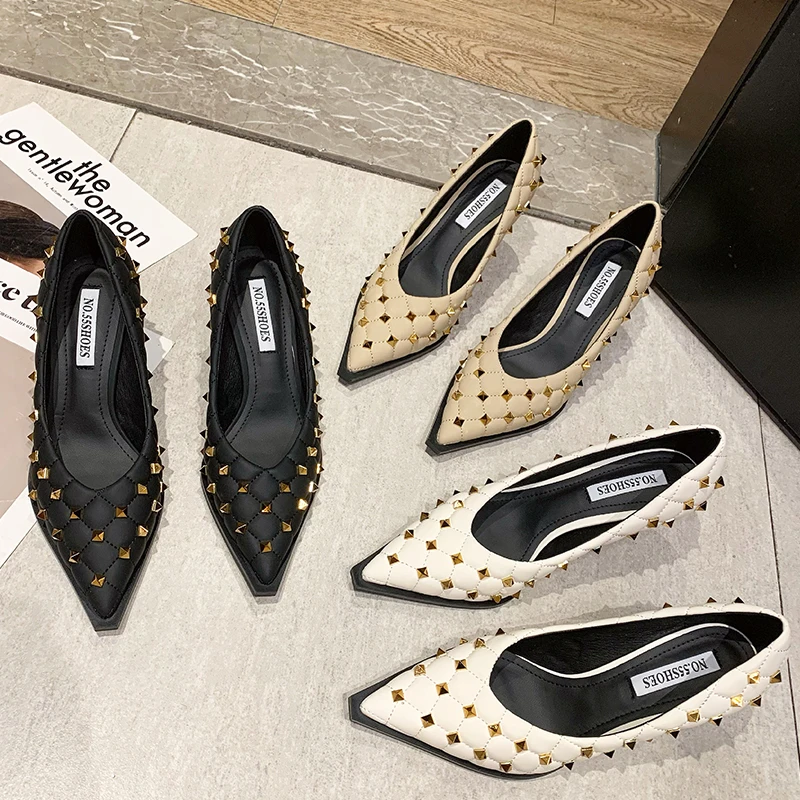 Туфли-лодочки женские на высоком каблуке 6 см с заостренным носком без застежки |