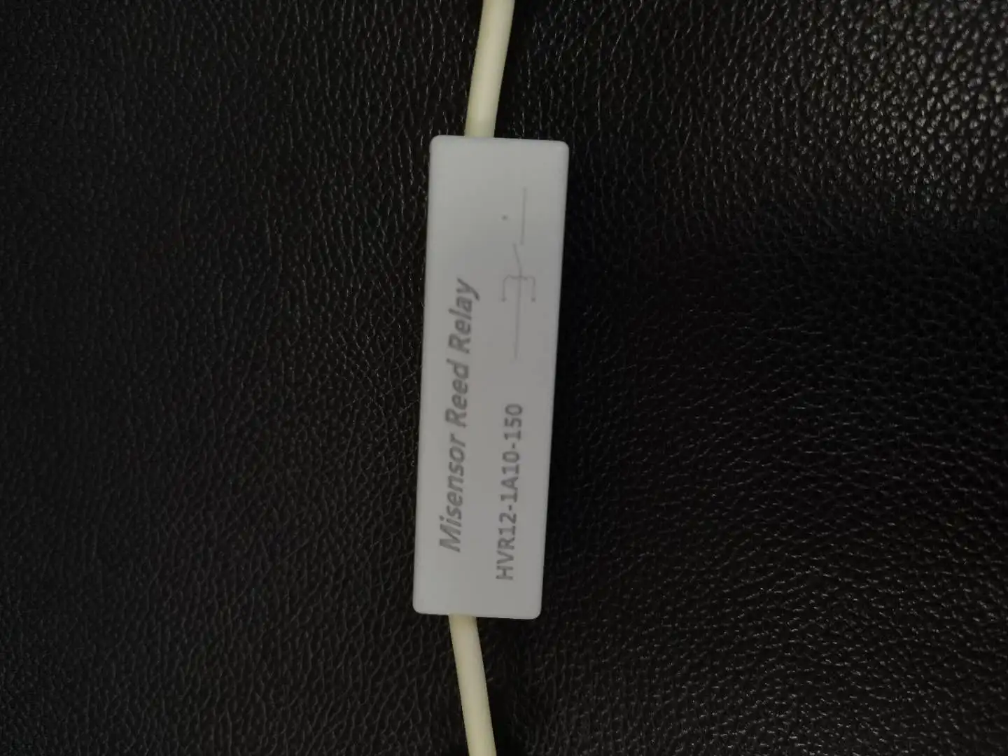 

High Voltage Reed Tube Relay HVR24-1A10-150 24V/12V Lead Type