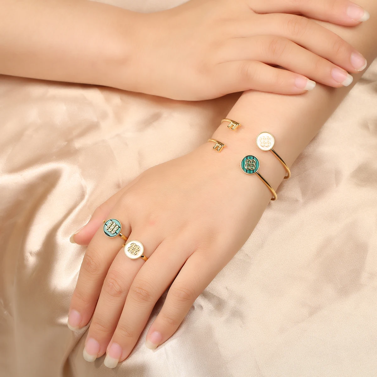 

2021 Luxury 2PCS Rose Flower Bangle Ring Set Fashion Boho Jewelry For Women Shell Malachite Zircon Engagement Cuff Bracelet