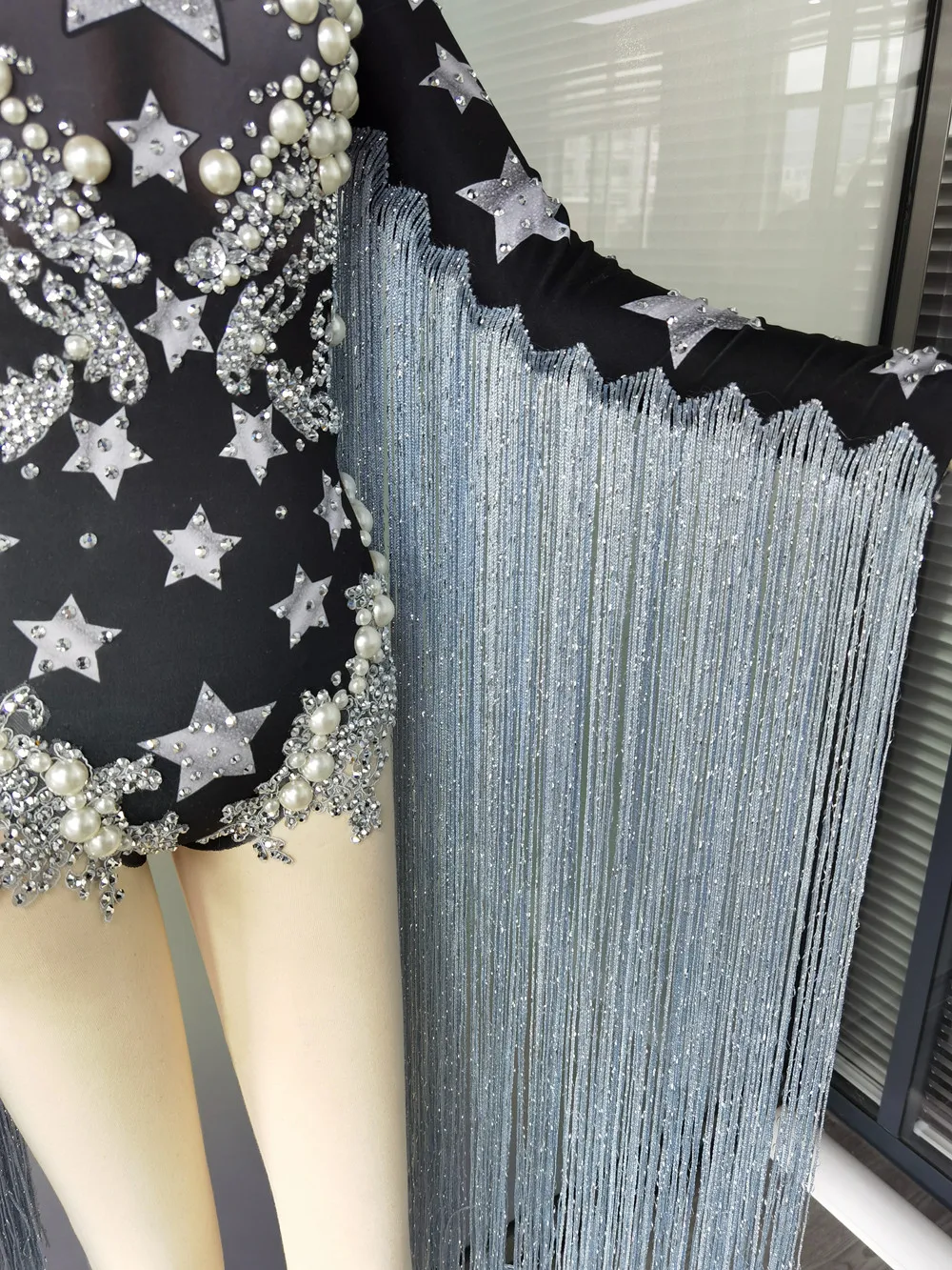 Designer Fashion Rhinestone Pearl Long Tassel Dancer Bodysuit Women Stretch Crystal Fringes Party Jumpsuit Singer Stage Costumes