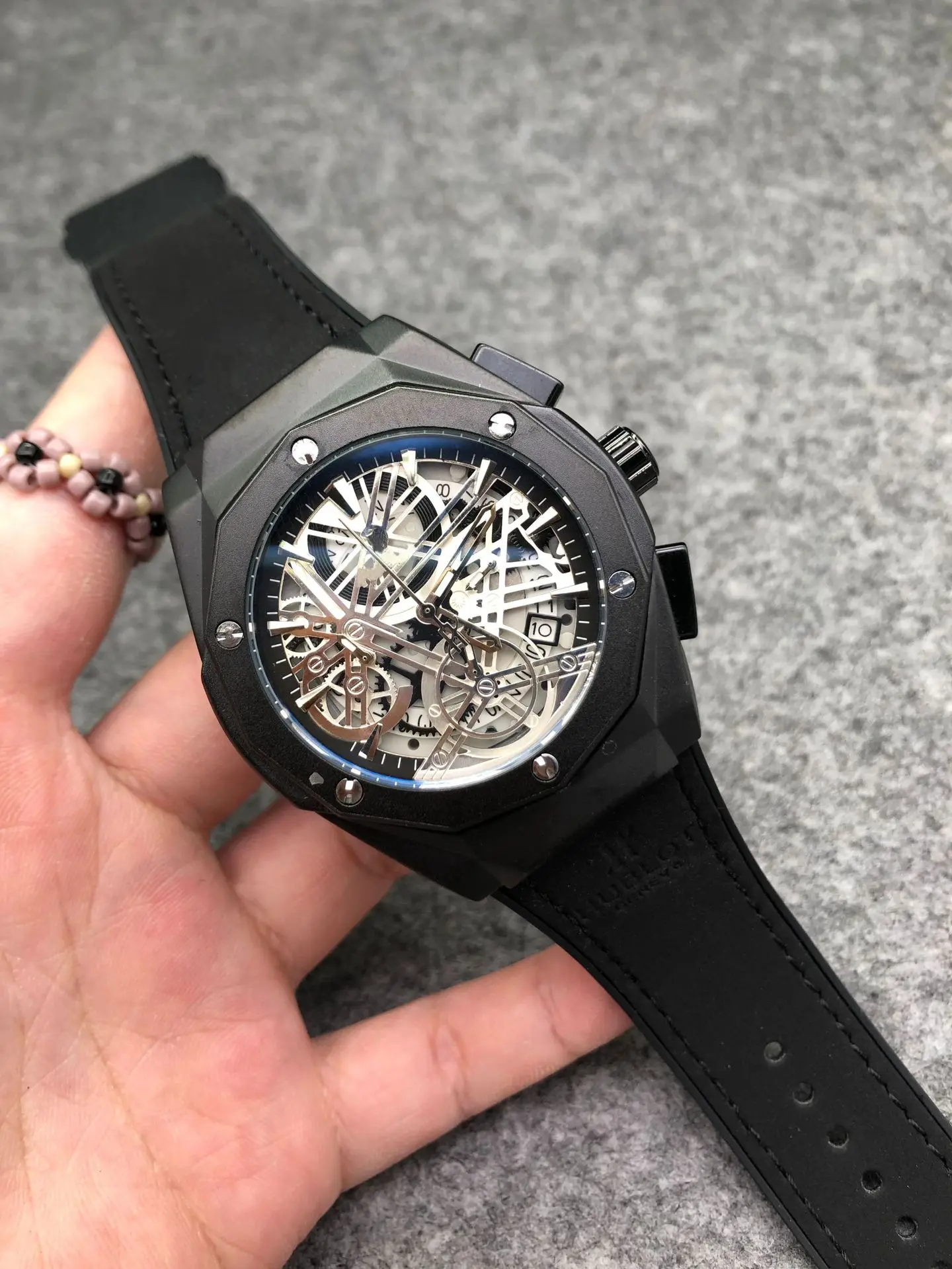 

New leather multi-function six-hand quartz watch business men's watch