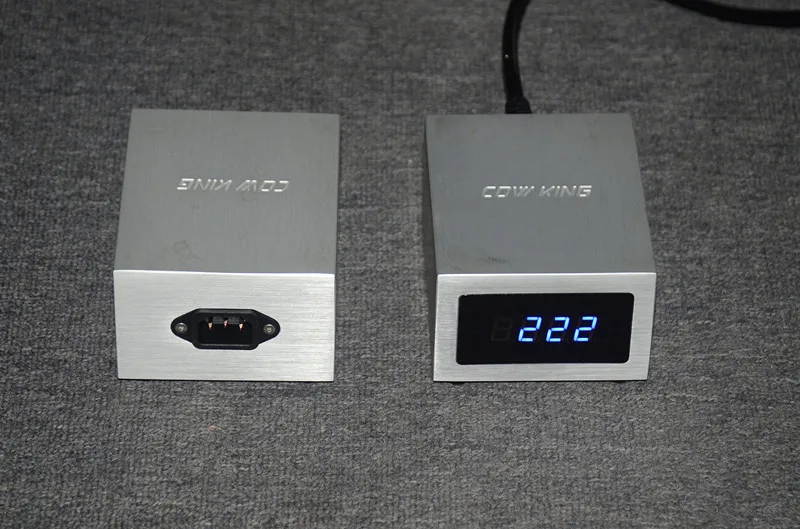 Цифровой прецизионный вольтметр переменного тока 100-220 В |