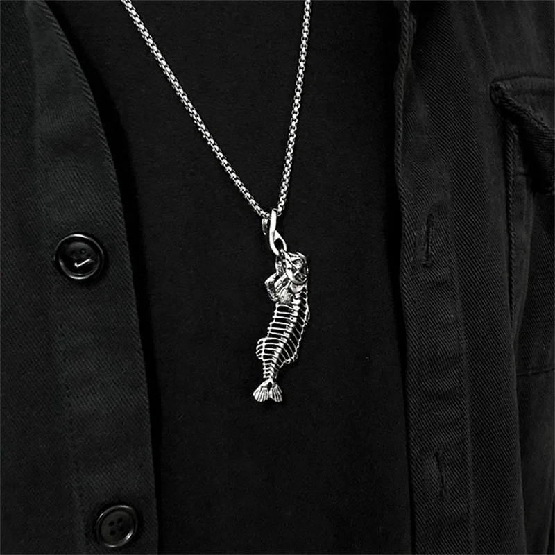 

Exaggerated personality fish bone pendant men's trendy street hip-hop punk goth fashion necklace pendant pendant Wholesale