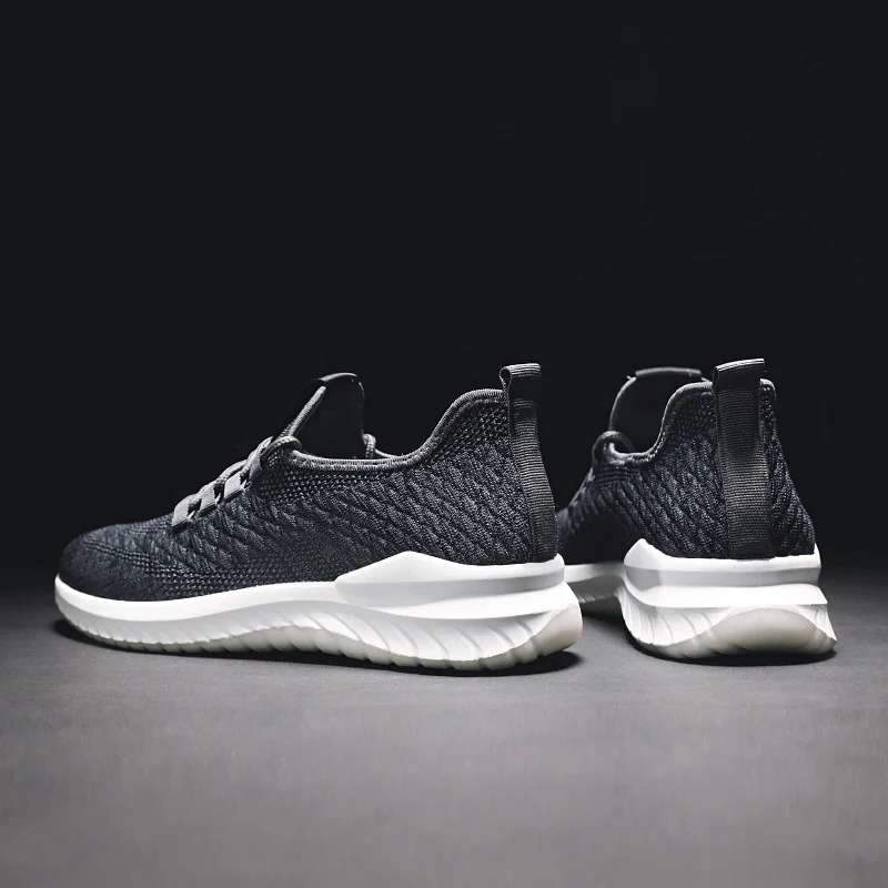 Men's Sports Shoes 2020 Men's Cushion Shoes Soft and Comfortable Jogging Men's Shoes Outdoor Large Size Sports Shoes Men