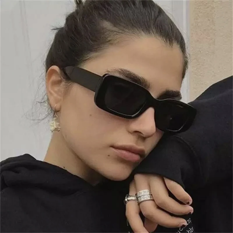 

Brand Designer Square Sunglasses Woman Retro Rectangle Personality Sun Glasses Female Fashion Black Clear Lens Oculos De Sol