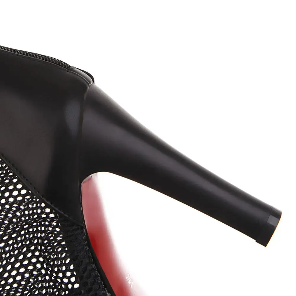 

Women's Shoes