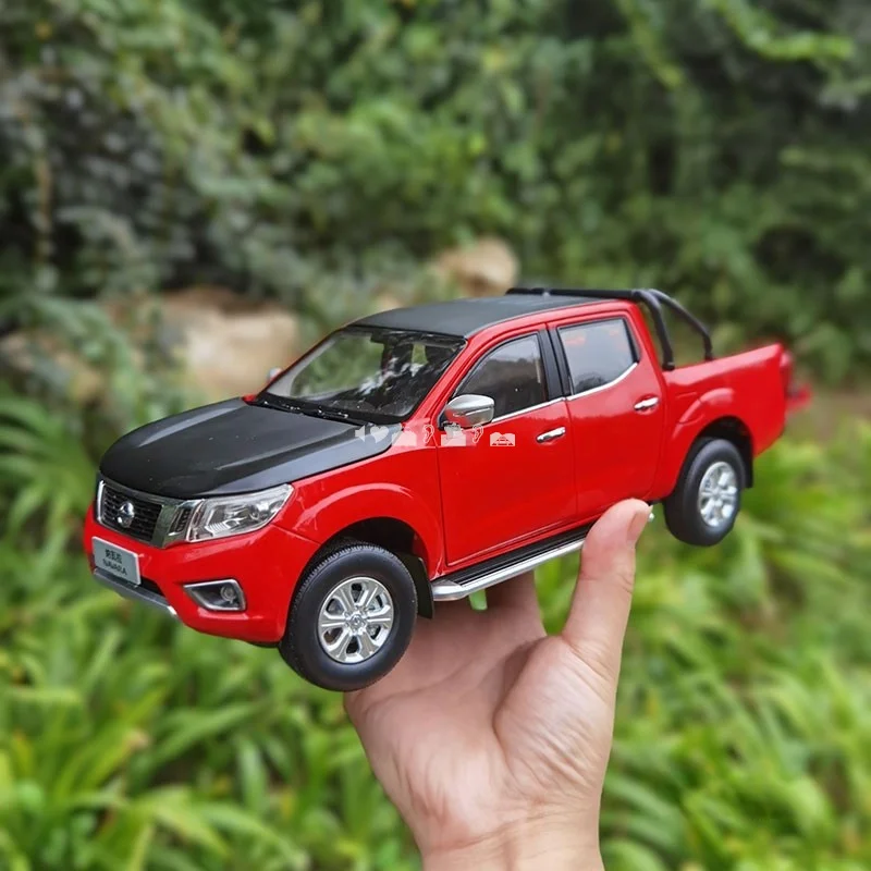 

1/18 For Nissan NAVARA Diecast Model Car Pickup SUV Jeep Kids Toys Boys Toys Gifts Red Black Collection Display All open