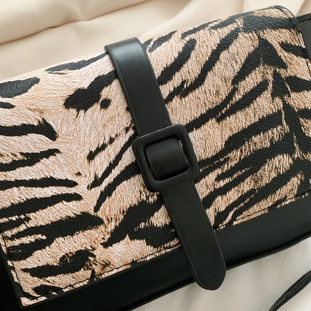 

Vintage Shoulder Flap Bags Autumn Fashion PU Leather Animal Printed Crossbody Bag Women Street Daily Handbags