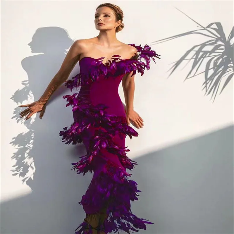 

Ladies Dress Celebrity Party Dress Feather Design One-shoulder Rose Red Velvet Long Dress