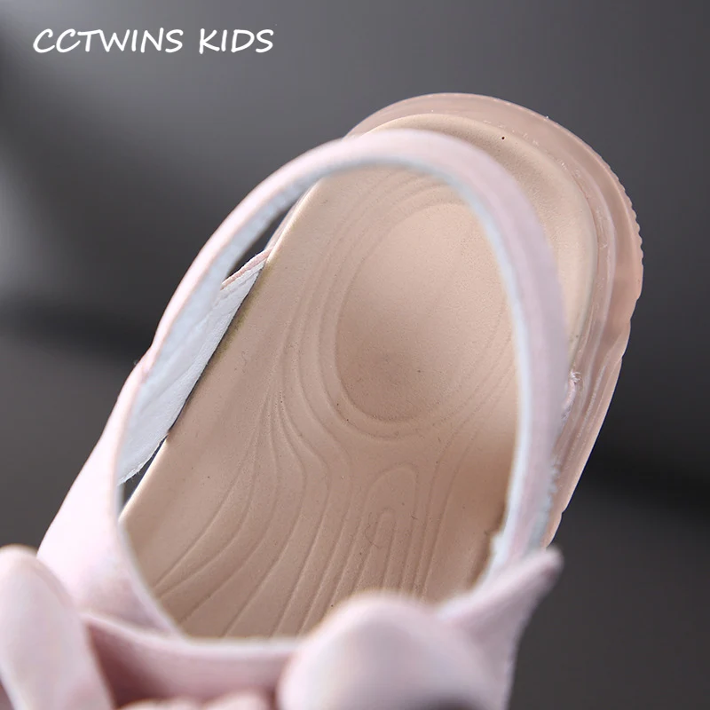 

Girls Cute Sandals Shoes 2020 Summer Baby Brand Butterfly Shoes Children Fashion Princess Sandals Girls Black Soft Flat SD056