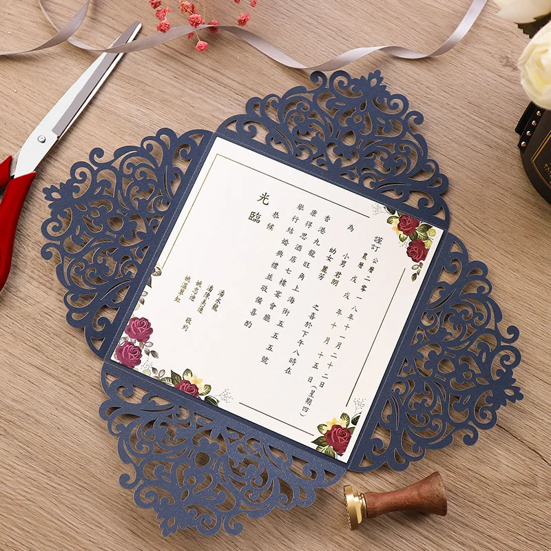 Темно синие свадебные приглашения цветочные ворота открытые флоры