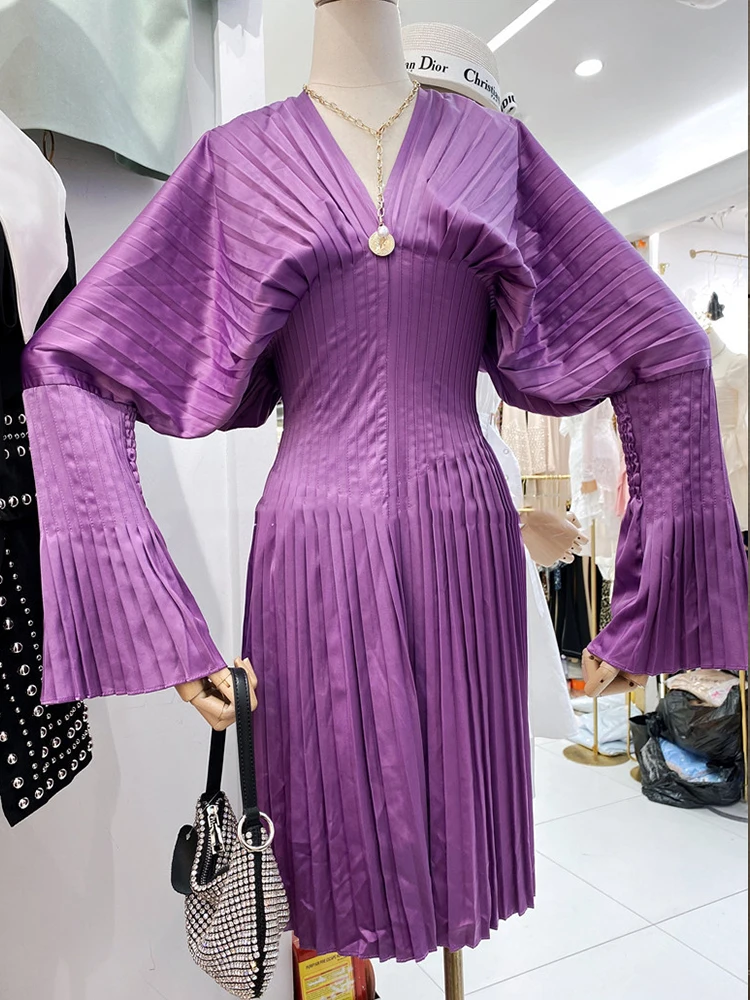 

Free shipping Heavy-duty craftsmanship high waist women's satin pleated dress 2021New ladies fall loose fashion big tutu skirt