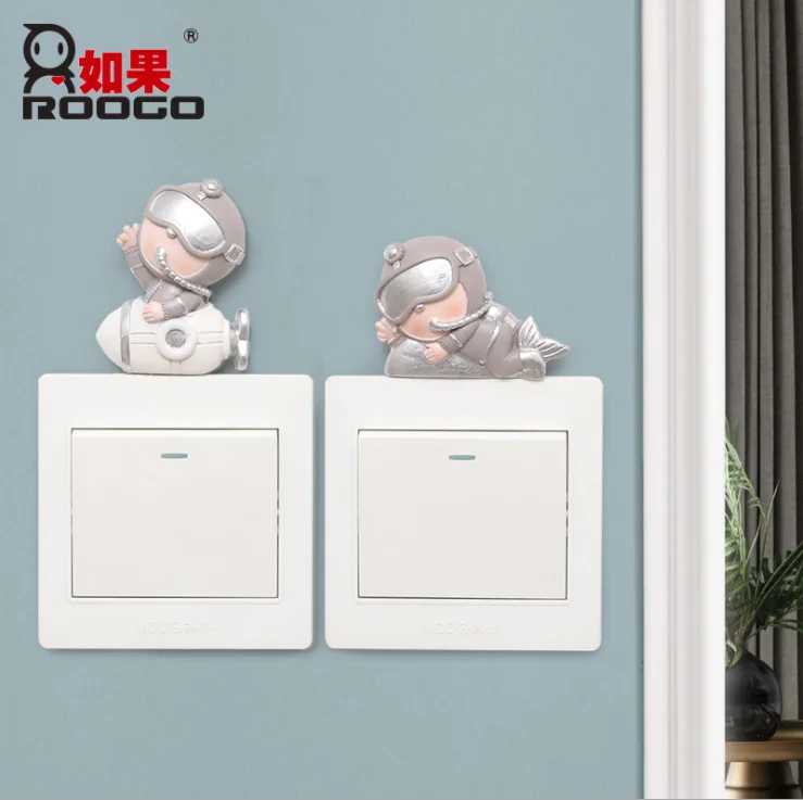 

Cartoon Submarine Diver Frameless Creative Home Wall Decoration Resin Switch Sticker