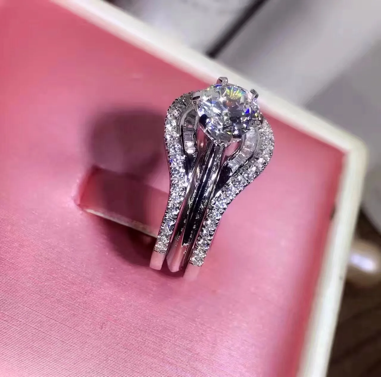 

TRS01 Luxury Wedding Rings Sets Best Quality NSCD Synthetic Gem 2PC ring sets 0.6/1/1.5/2/3 carat