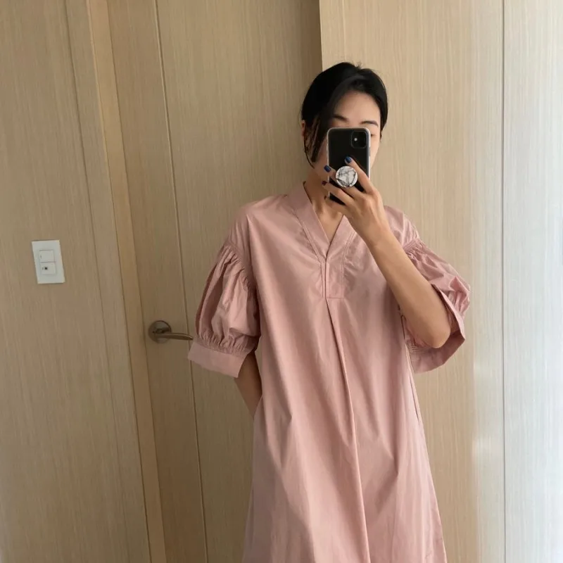 

2021 new design puff sleeve V-neck loose dress women