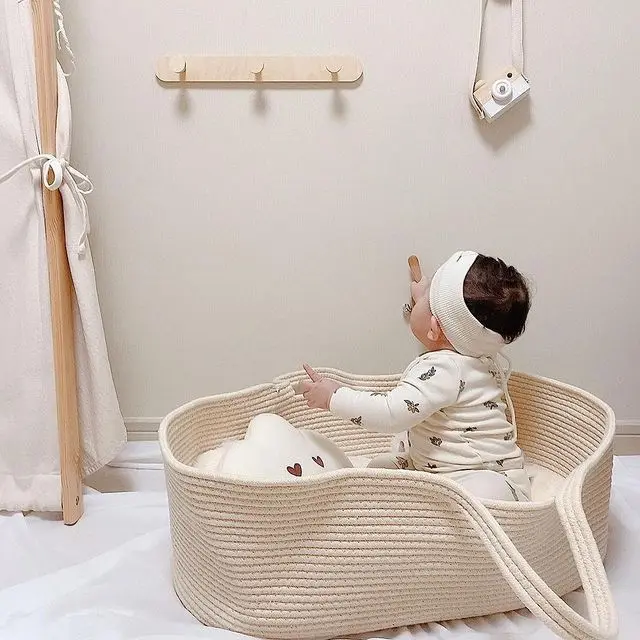 

Baby Moses Basket Sleeping and Mattress Newborn Baby Sleeping Bed Cradle Moses Basket with Stand Travel Bed Co Sleeper