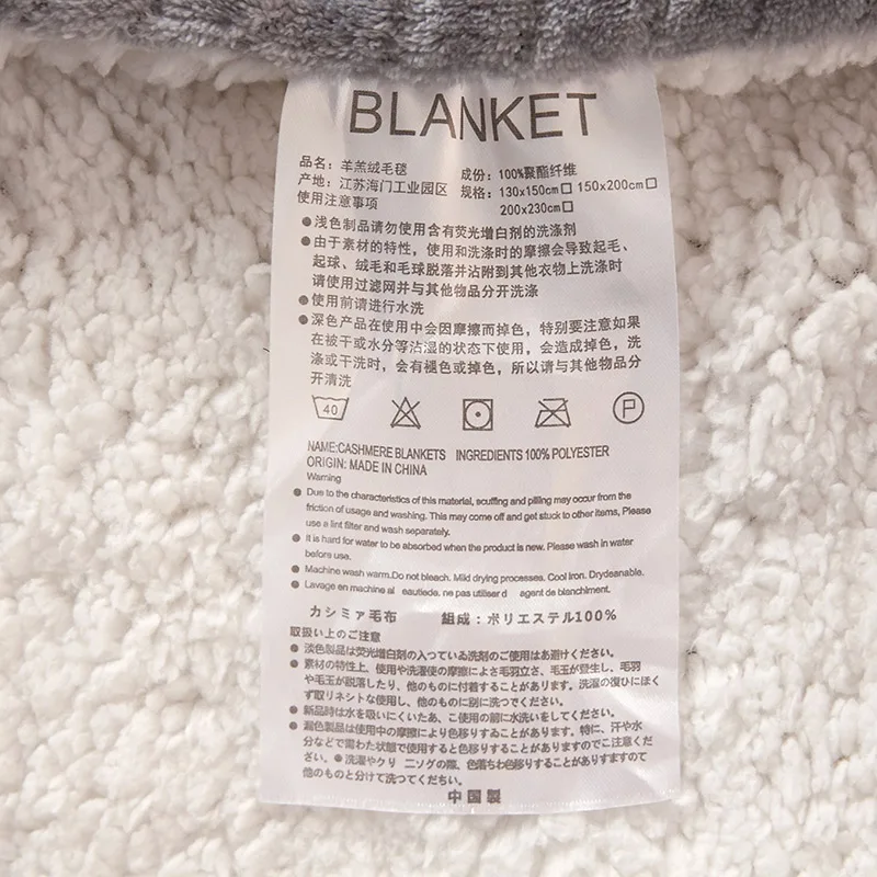 Бело серые флисовые одеяла и толстые теплые зимние для взрослых домашнее супер