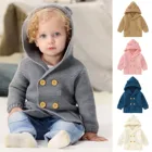 Зимняя трикотажная одежда для маленьких мальчиков 3m-24m 2021 с ушками, одежда для маленьких девочек с капюшоном, длинное пальто на пуговицах для девочек и мальчиков, Осенние милые пальто