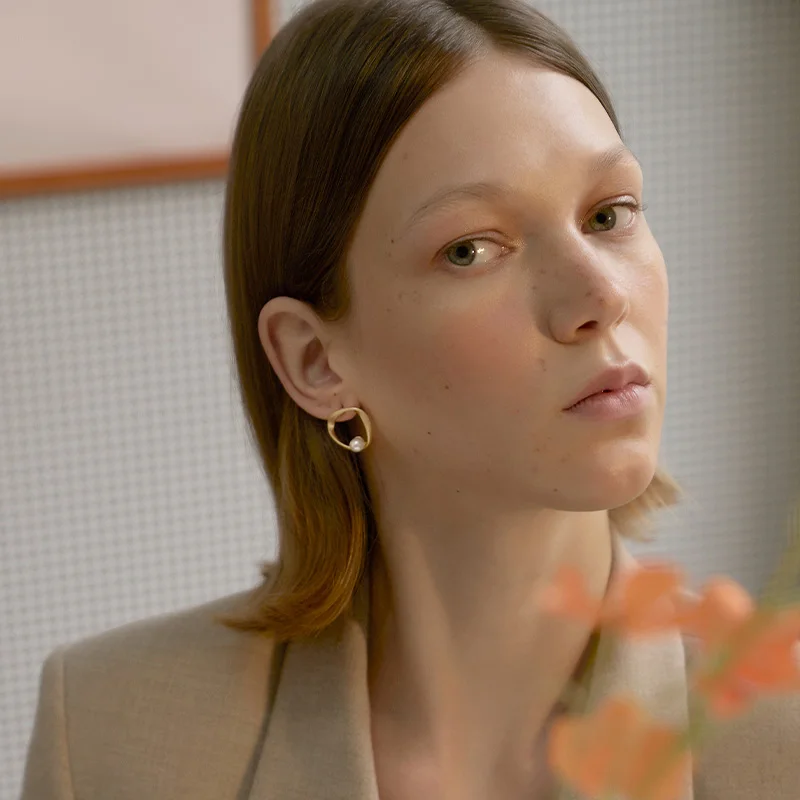 

JIAN Simple Circle Stud Earrings Punk Alloy Pearl Korean Earring for Women Girls Fashion Metal Gold Color Statement Ear Jewelry