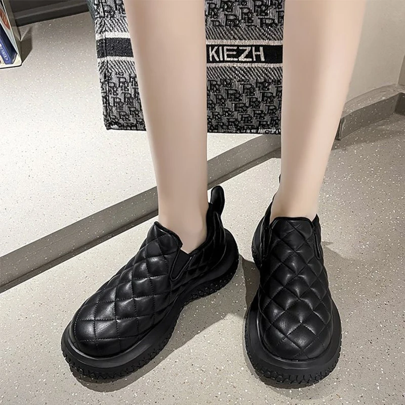 2021 New Fashion Autumn Winter Slippers Women Fluffy Warm Light Outside Slippers Non-Slip Casual Footwear Chaussure Femme