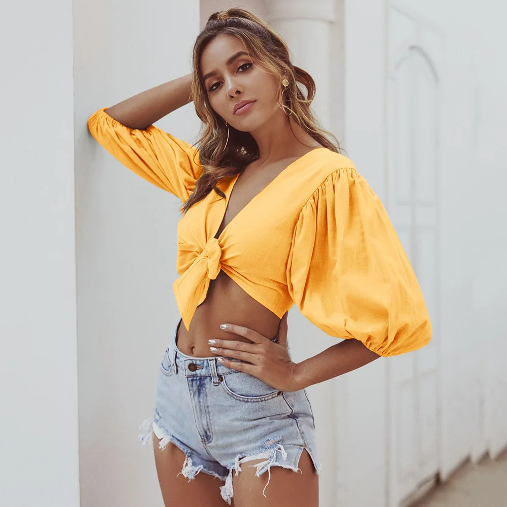 Nouvelle chemise amincissante pour femmes, Sexy, à la mode, assortie avec tout, col en v, manches lanternes, chemisier à nœud court, 2021