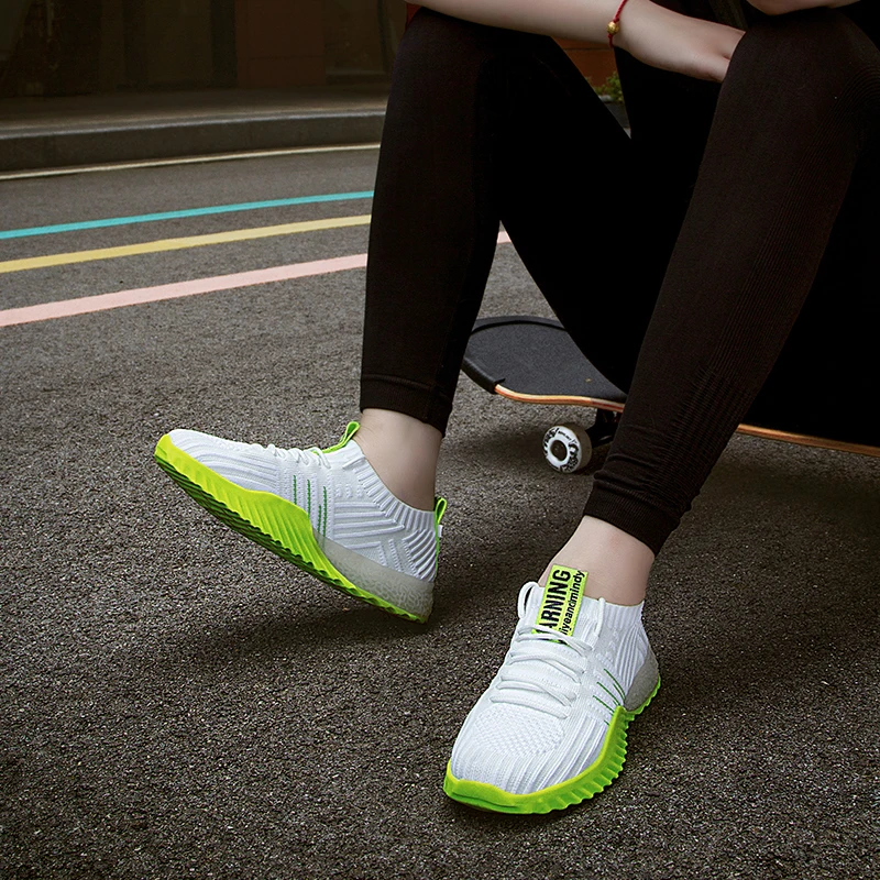 

Fashionable Men's Comfortable Breathable Leisure Lightweight Running Wearable Fitness Shoes Sports Shoes Jogging Couple Shoes