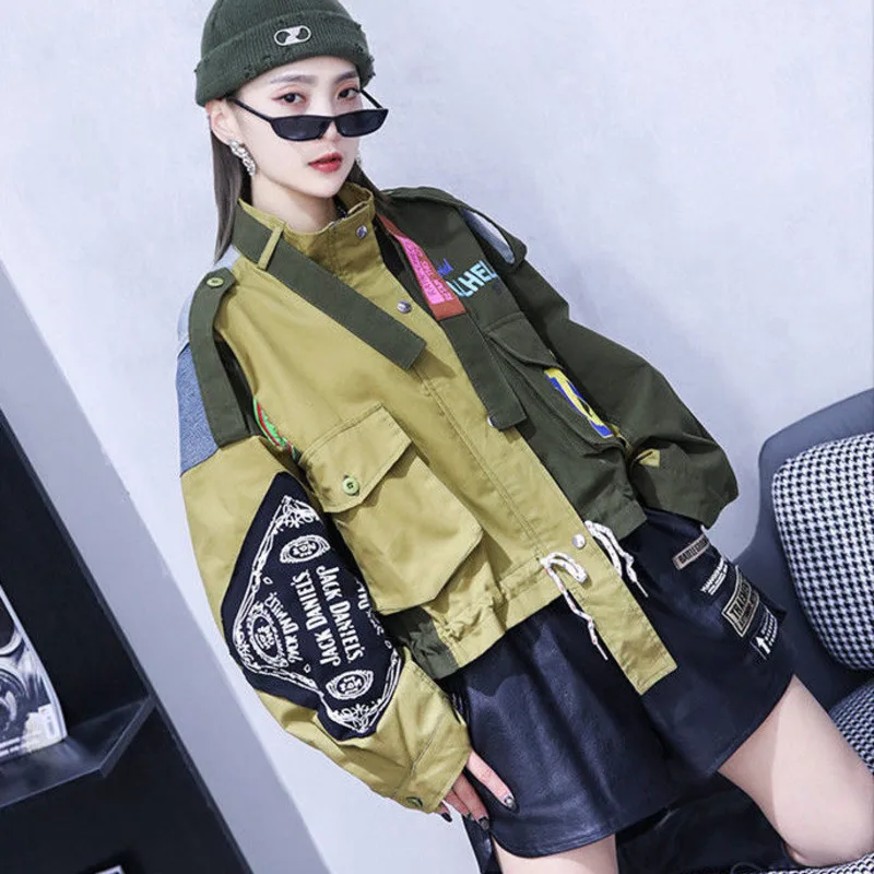 

Autumn Tooling Jacket Women's Short Cartoon Letter Denim Jackets Loose Korean Version Splicing Stand-up Collar Jeans Coat Women