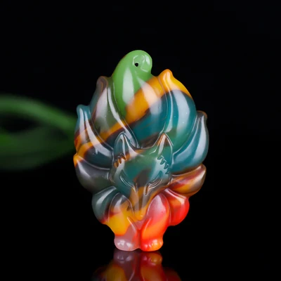 

Exquisite Huanglong jade pot