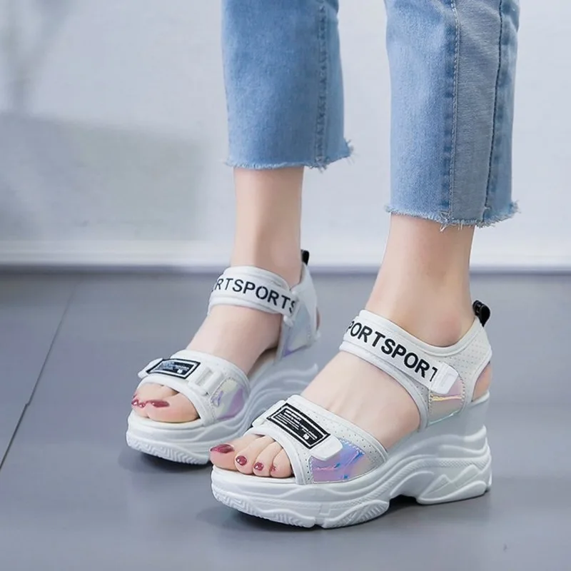 Женские брендовые сандалии гладиаторы на платформе с открытым носком блочном