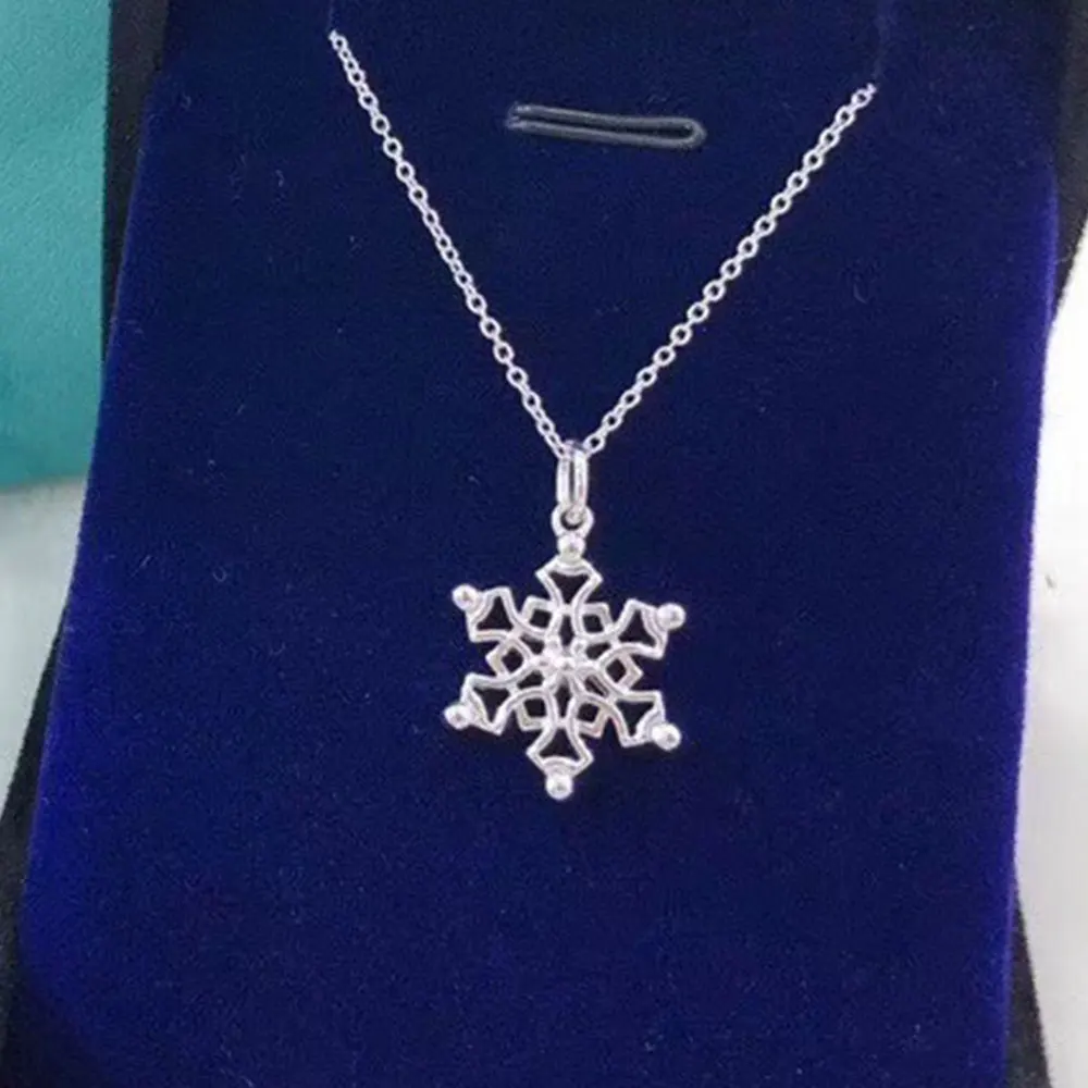 

AYBS Real 925 Necklaces High Quality TIF Original1:1LOGO "Classic Hollow Snowflake Pendant" Necklaces Woman