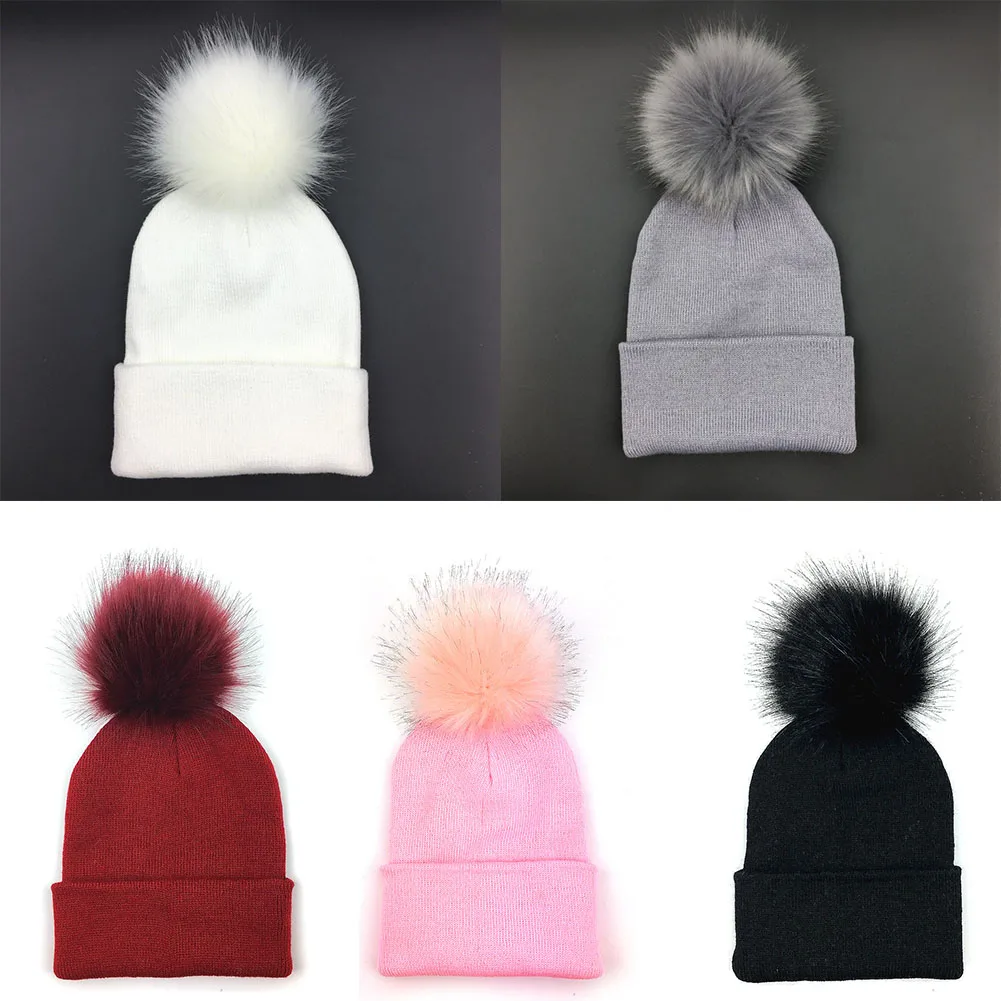 Зимние женские шапки Skullies шерстяные с помпоном меховые пушистые ponpon вязаная