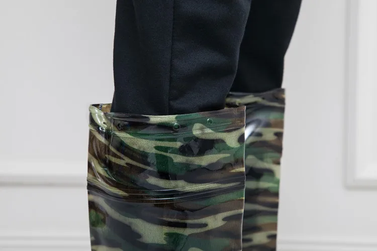 Aleafalling мягкой резиновой подошвой длинные рисовом поле сельскохозяйственных