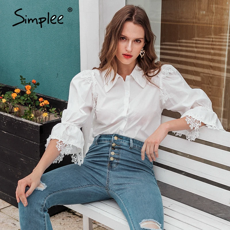 Женская винтажная блузка на пуговицах Simplee белая с кружевными