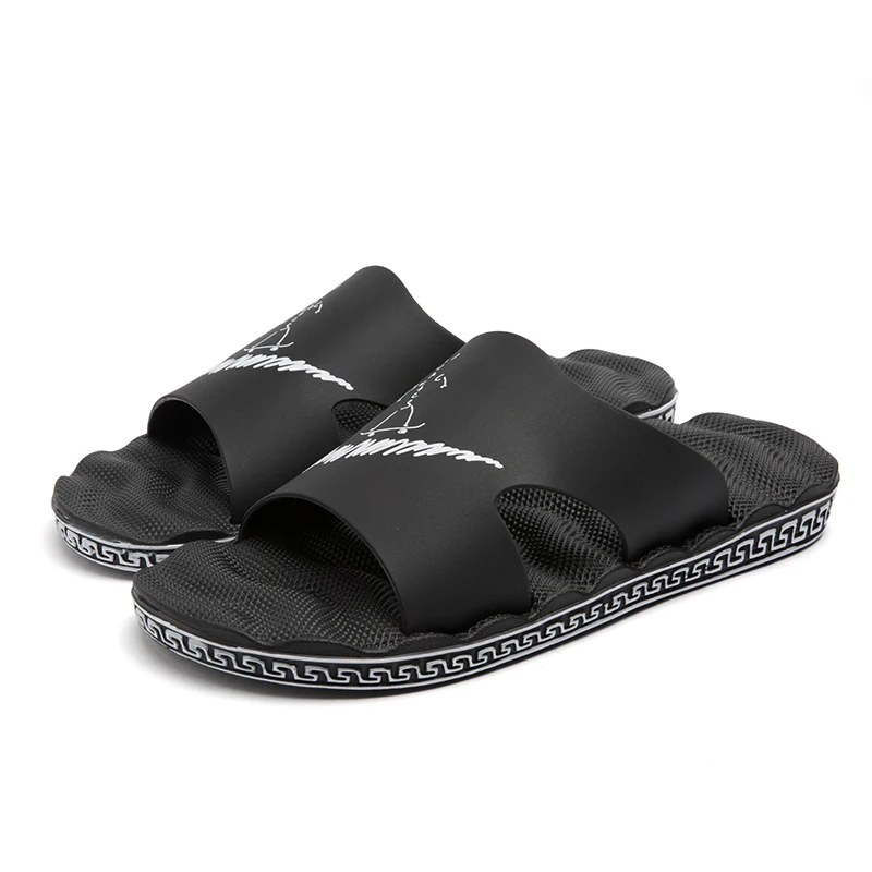 

2021 New Flip Flops Men Slides High Quality Slippers Fashion Man Indoor Shoes Mules Zapatos Hombre