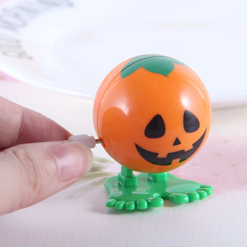 1Pcs Classic Cartoon Halloween Theme Pumpkin Head Smile Wind Up Toys Mini Creative Children Entertainment Festival Supplies | Игрушки и