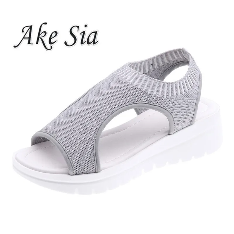 Туфли женские прогулочные дышащие удобные на плоской платформе летние сандалии