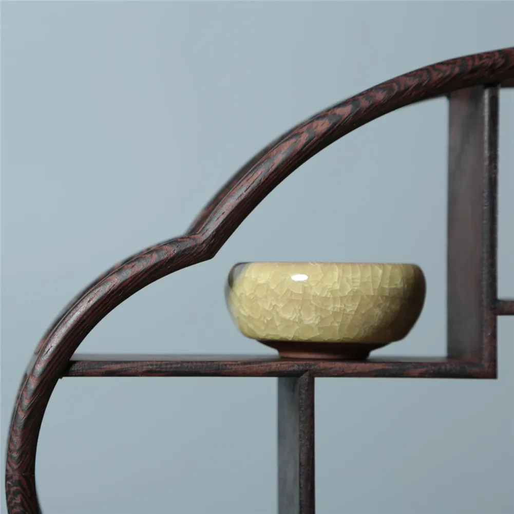 

Solid Wood Antique Display Frame Wooden Display Shelf