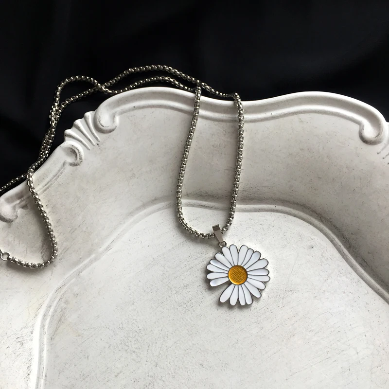 Модное ювелирное Ожерелье Длинная цепочка с белой подвеской кулон из Хризантемы