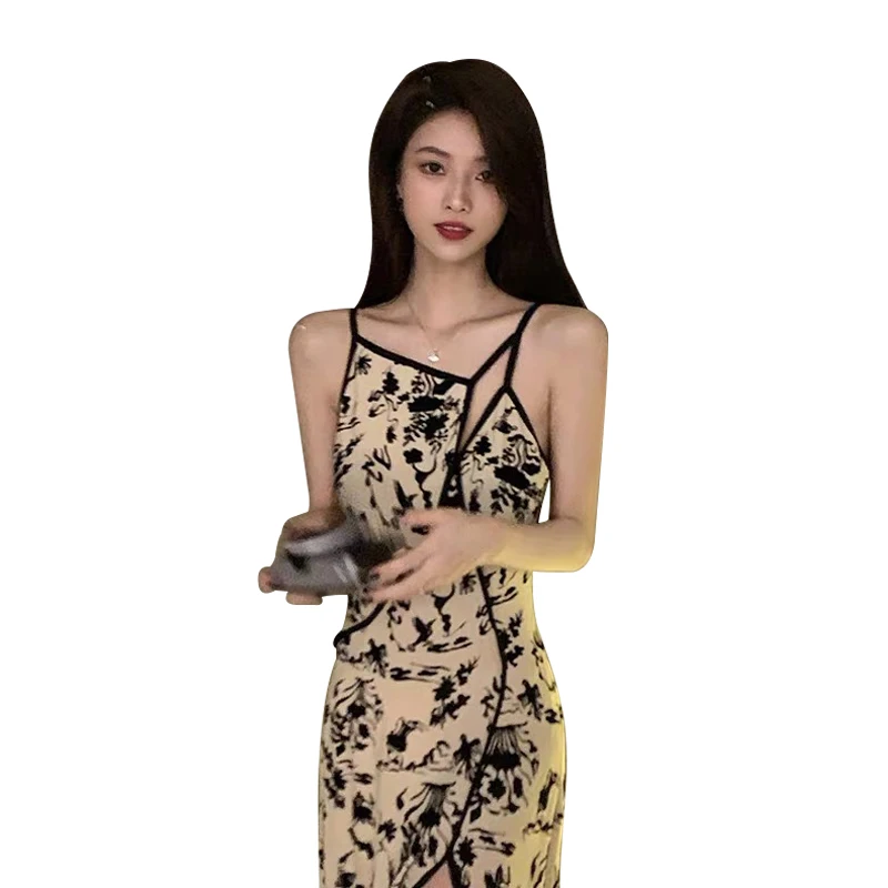 

Modified dress of suspender cheongsam new French niche slim split skirt in spring and summer of 2021