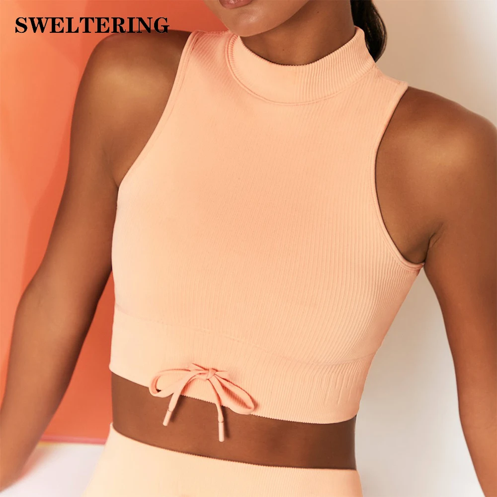 

Топ спортивный женский, пуш-ап, с воротником-хомутом