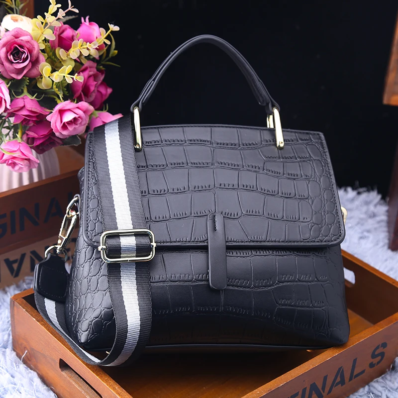 

2021 New Fashion Shoulder Messenger Bags for Women Real Leather Stone Pattern Handbags Ladies Purses and Handbags Famous Brand