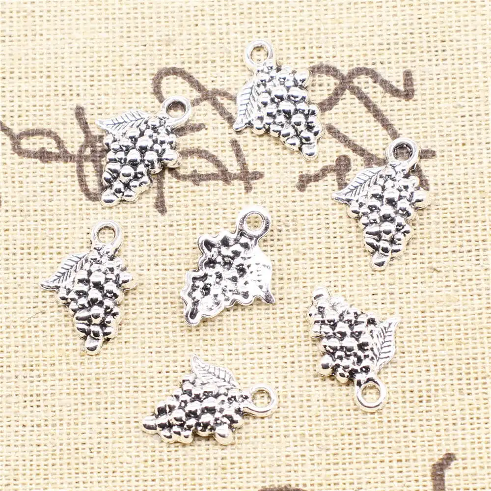 

Подвески в виде винограда, бриллианты, античное серебро, 40 шт., 13x18 мм