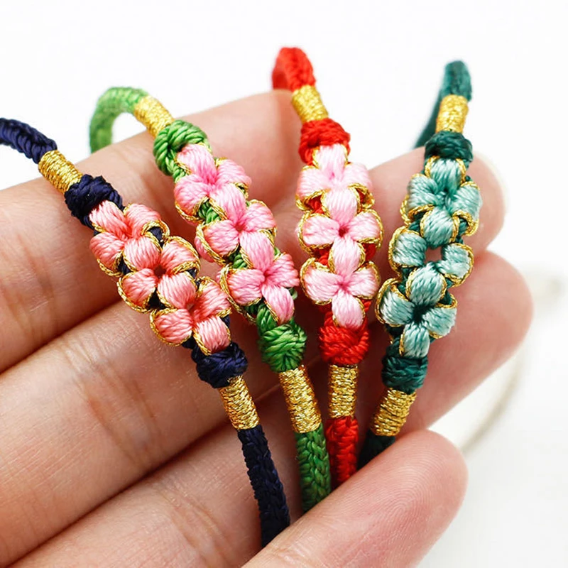 

Women's Fashion Exquisite Hand-knitted Peach Flower Charm Bracelets Red Cotton Thread Simple Romantic Bracelet Accessory Gifts