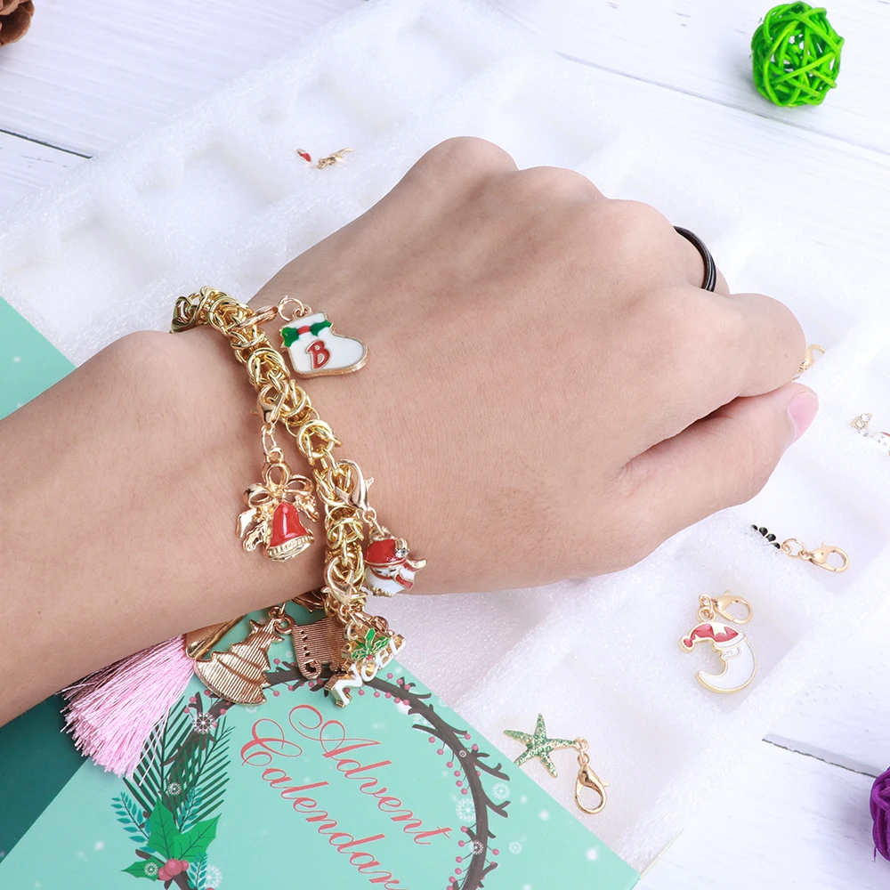 Christmas Advent Calendars Box With Bracelet 24 Days Charms Set For Kids (Multicolor) Gifts Countdown Calendar Decor | Дом и сад